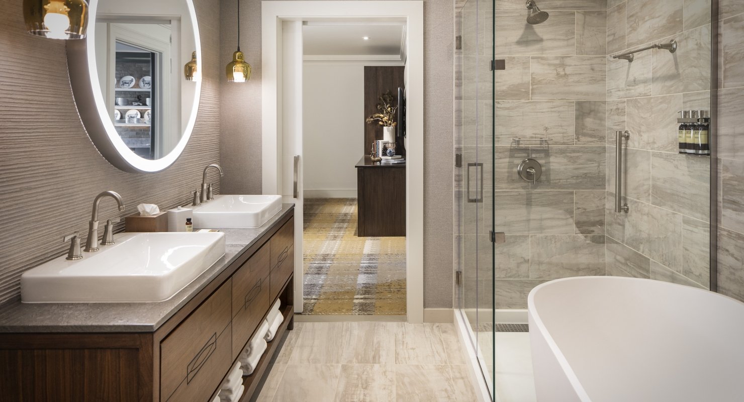hotel's bathroom